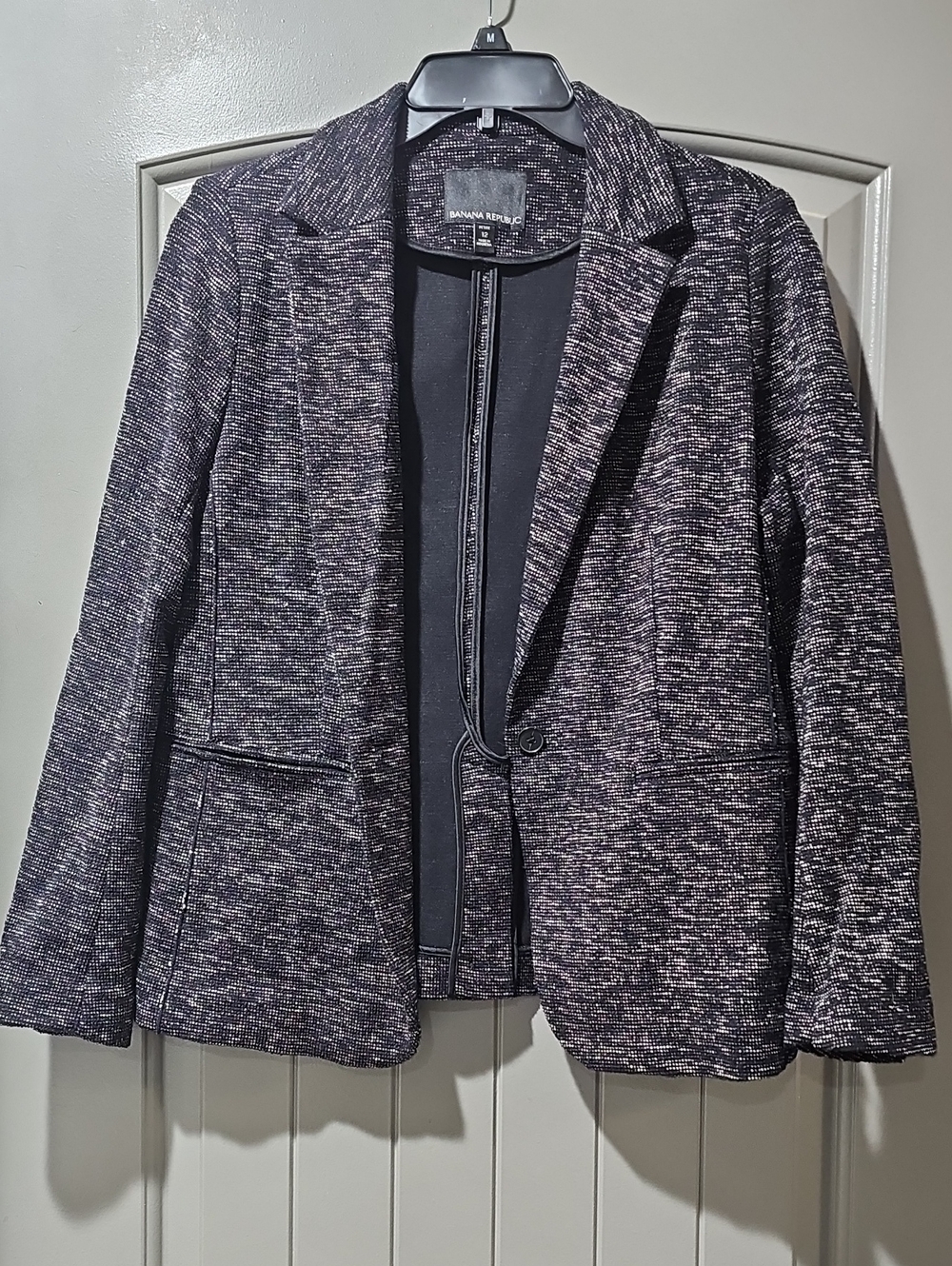 Banana Republic Black & White Marled Knit Blazer (D)